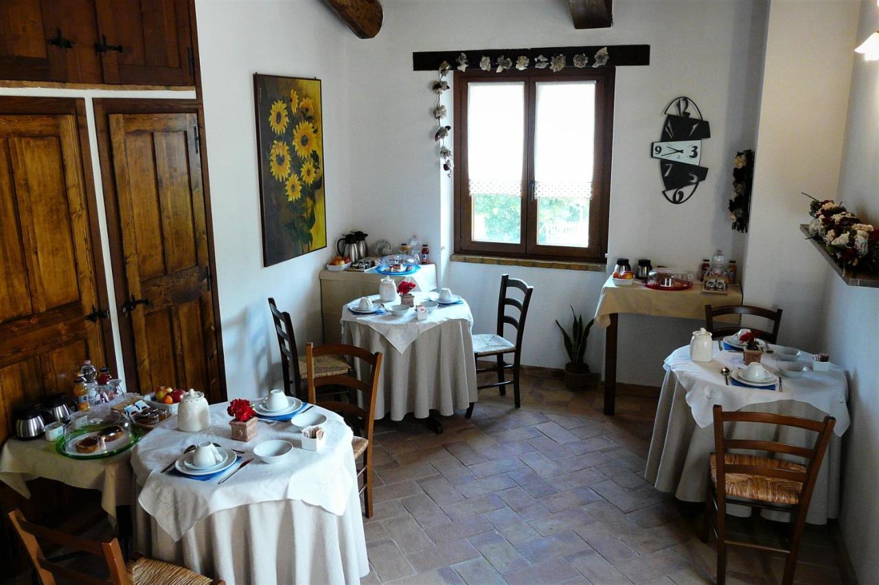 Casale Le Orme Bed and Breakfast Todi Eksteriør billede